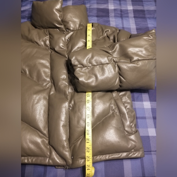 NWT The Cloud Puff wilfred vegan sz S - Picture 6 of 11